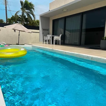 Tebenki Villa - New 3Br Villa Pool Fully Ac